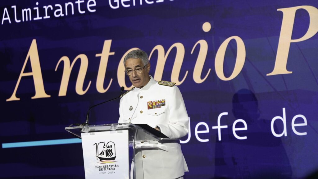 Almirante Jefe de Estado Mayor de la Armada, Antonio Piñeiro